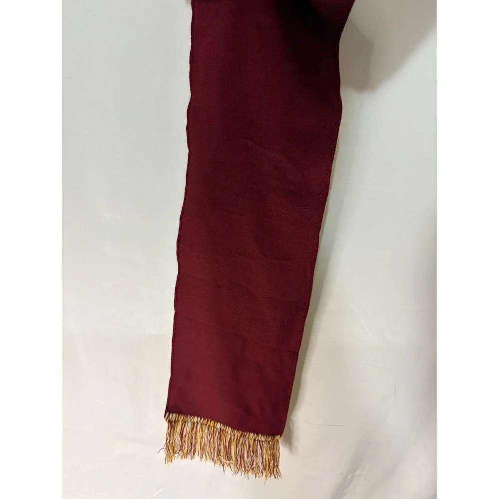 Knit Wit House Stark Sigil Gryffindor Colors Knit Hat and Scarf Set Multicolor